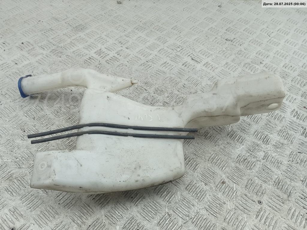 Бачок омывателя лобового стекла