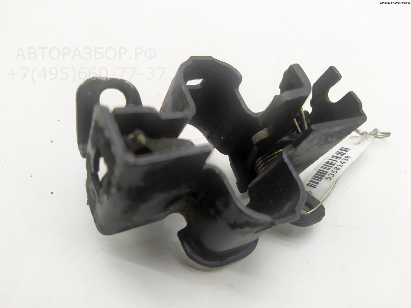 Замок капота