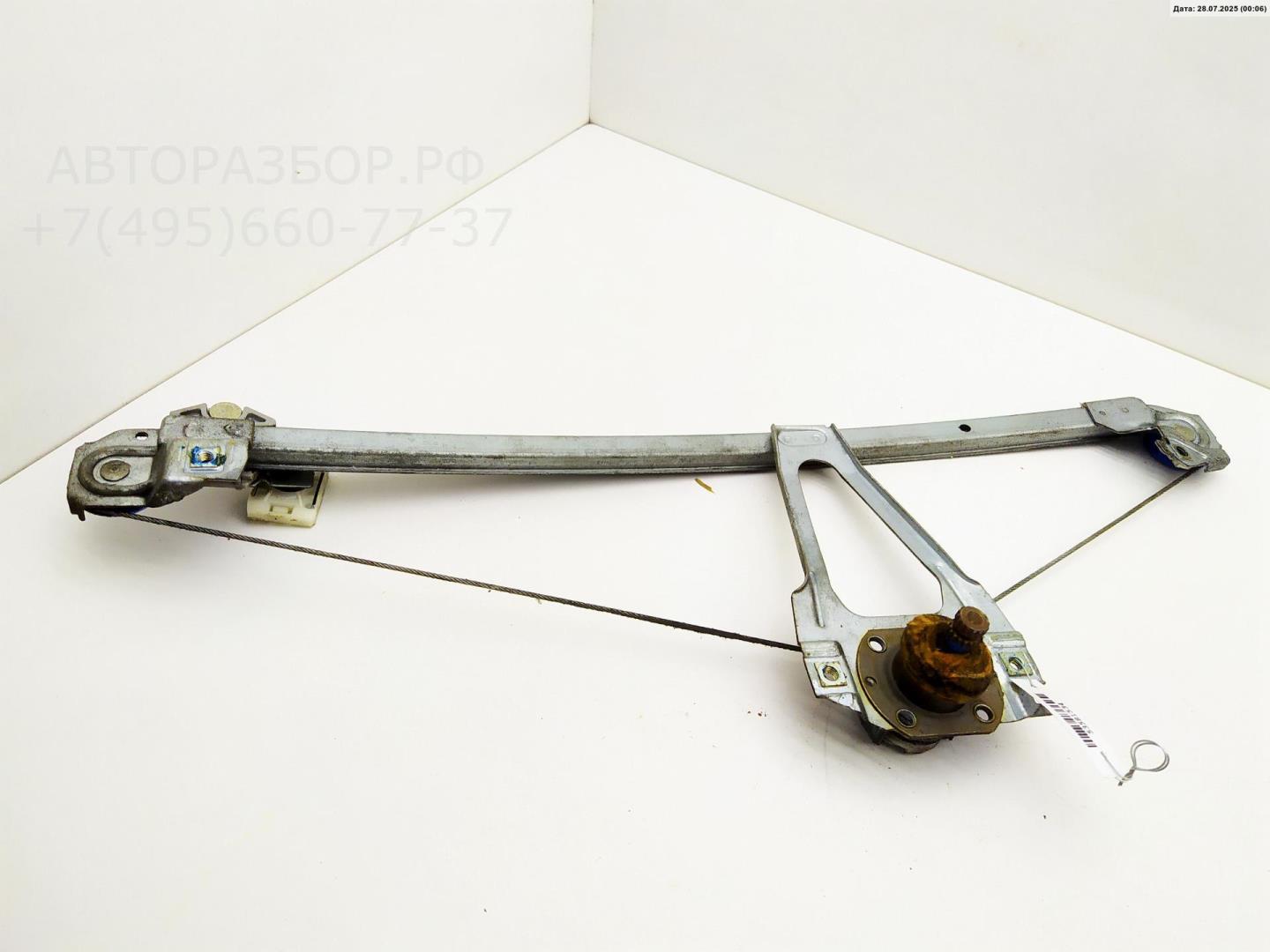 Стеклоподъемник механ. задний левый
