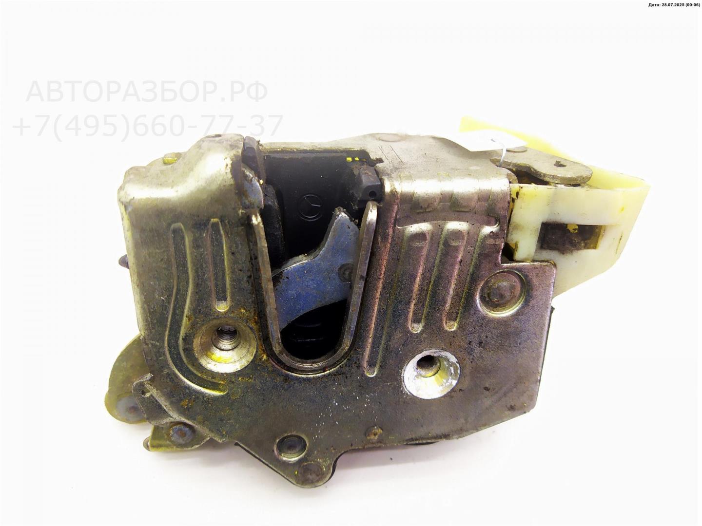 Замок двери задней правой