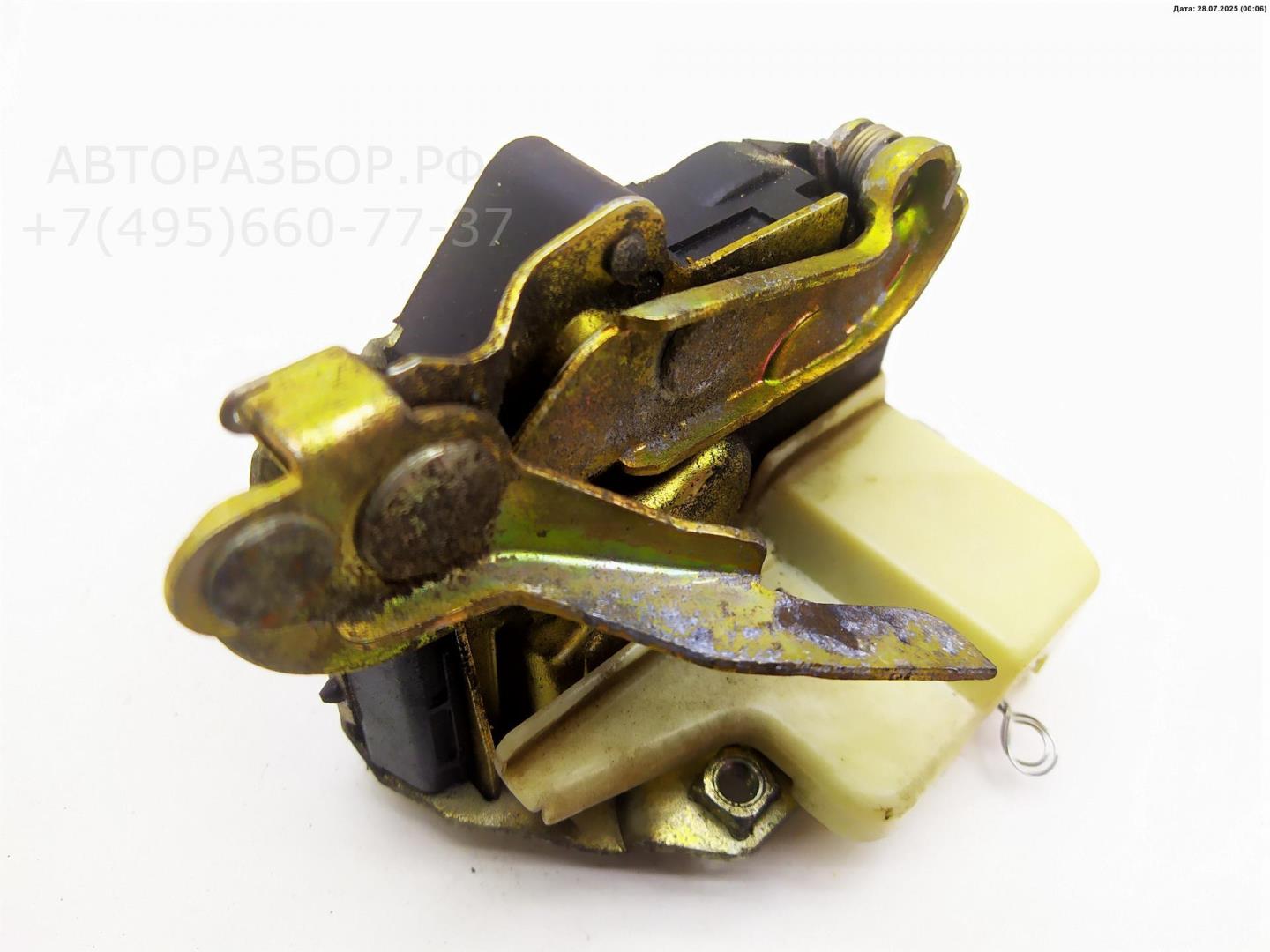 Замок двери задней правой