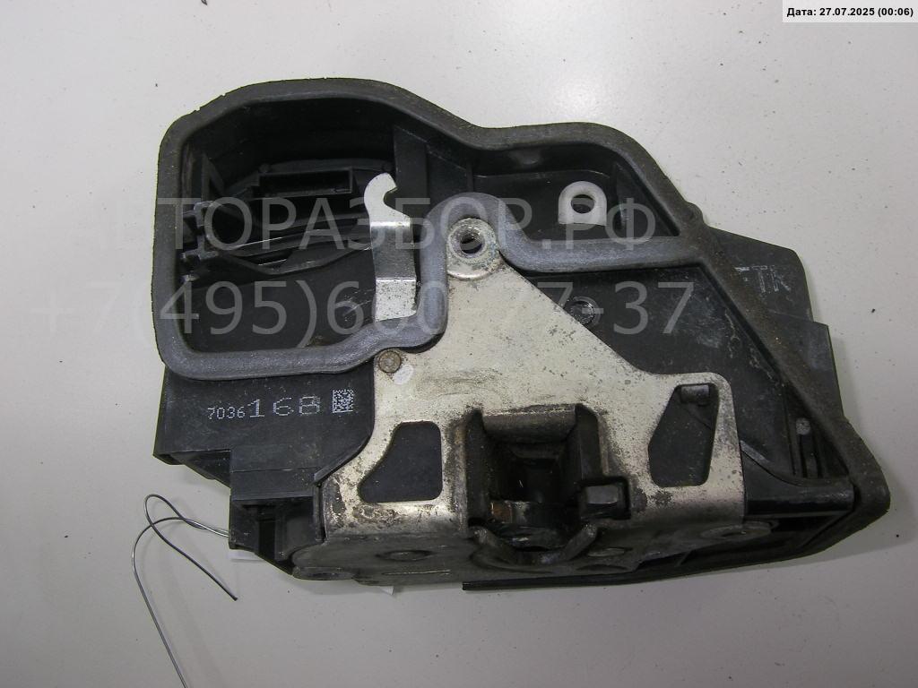 Замок двери передней правой