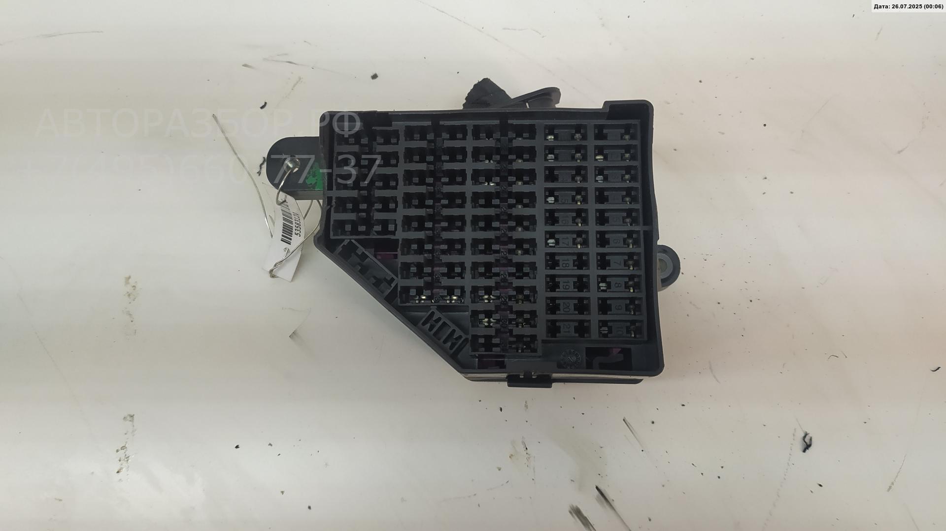 Блок предохранителей