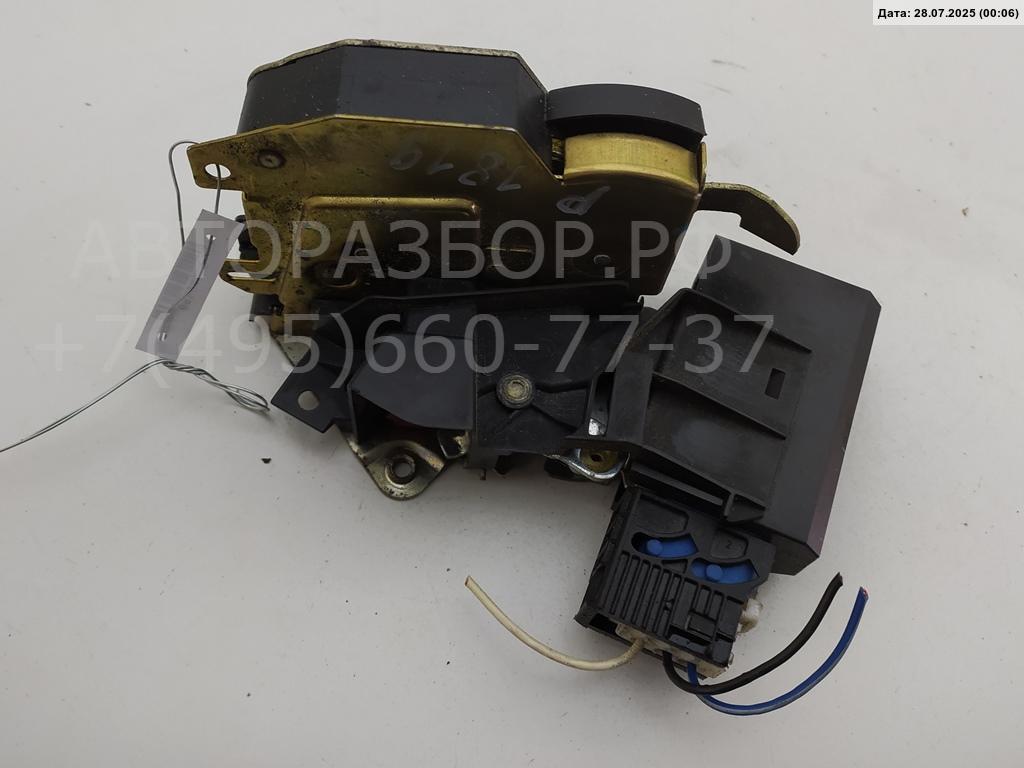 Замок двери задней правой