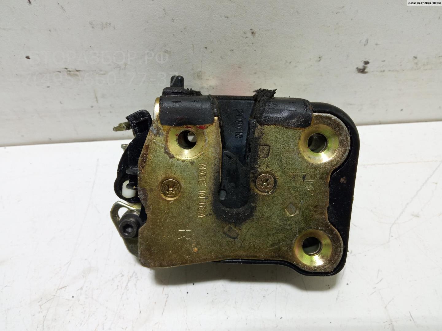 Замок двери задней правой