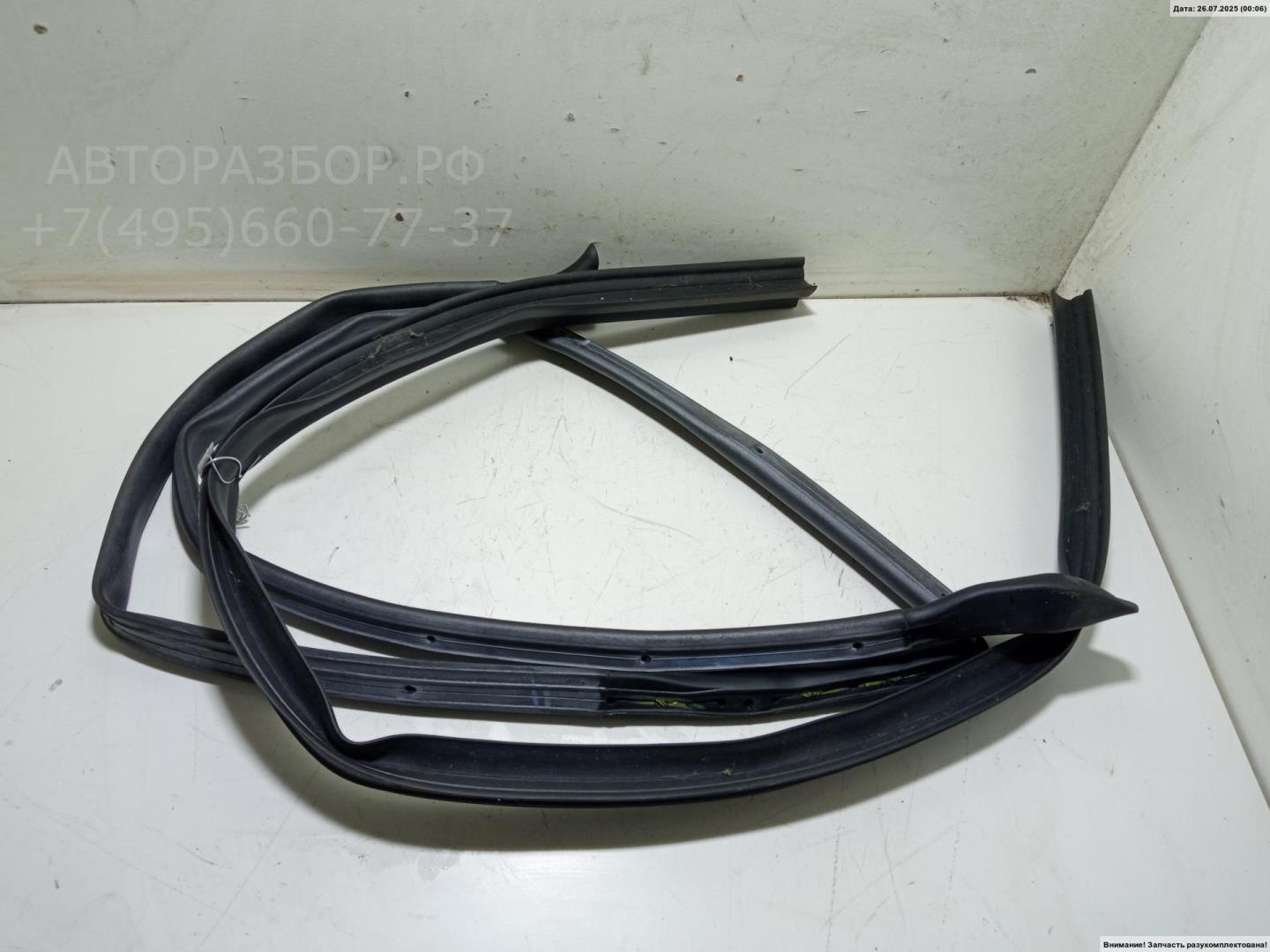 Уплотнитель двери