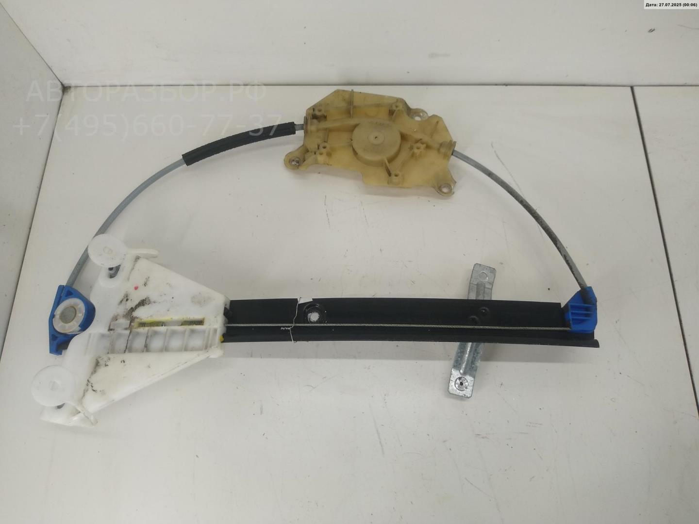 Стеклоподъемник электр. задний правый