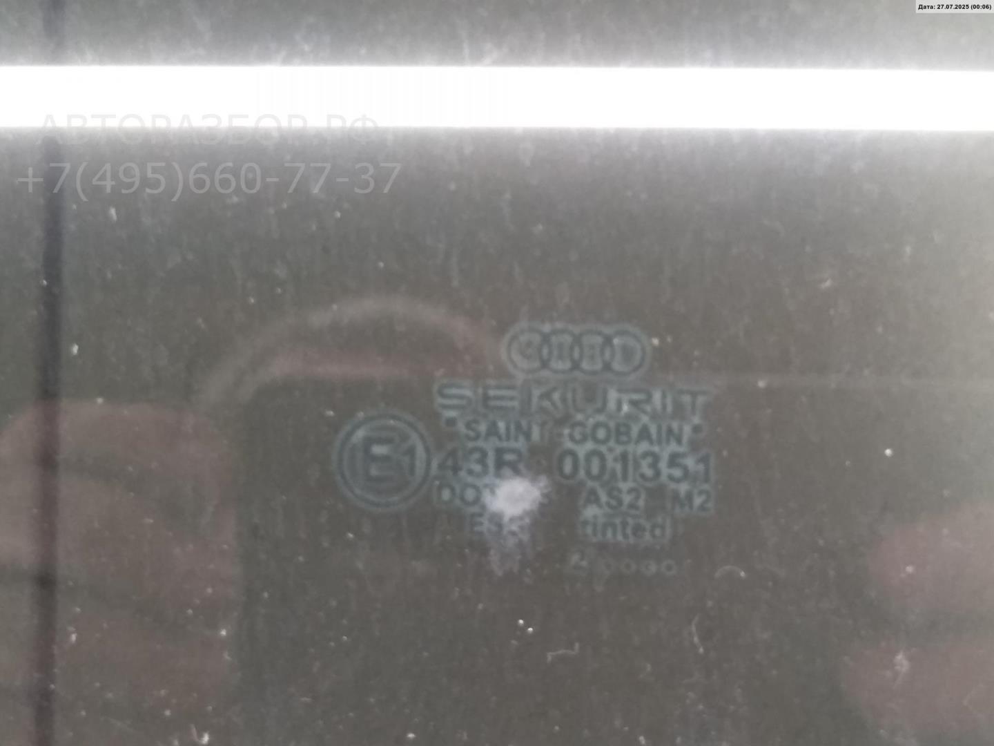 Стекло двери задней правой