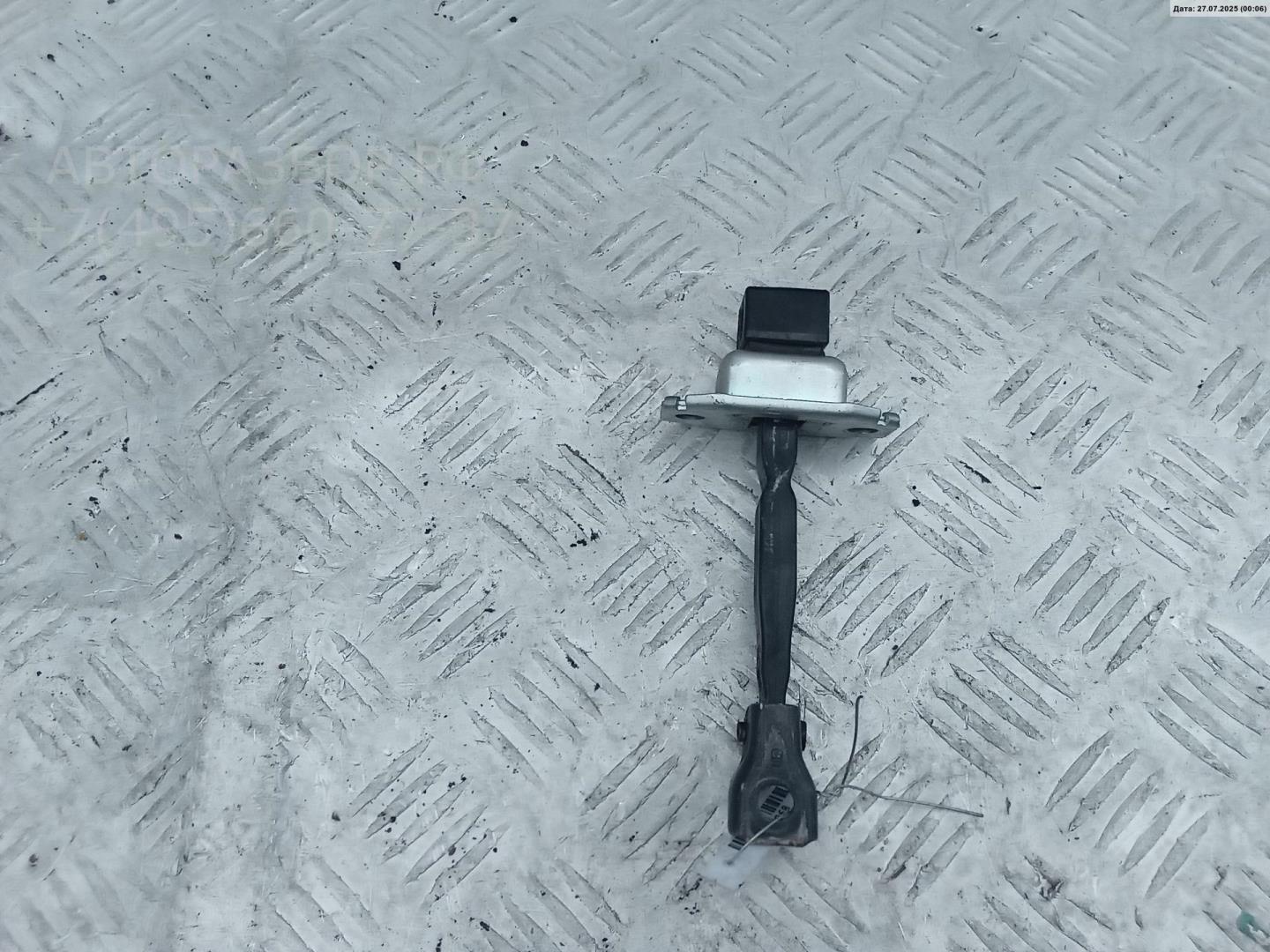 Ограничитель двери