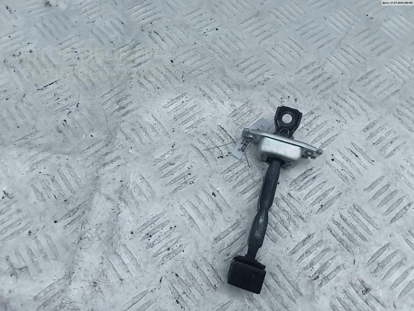 Ограничитель двери