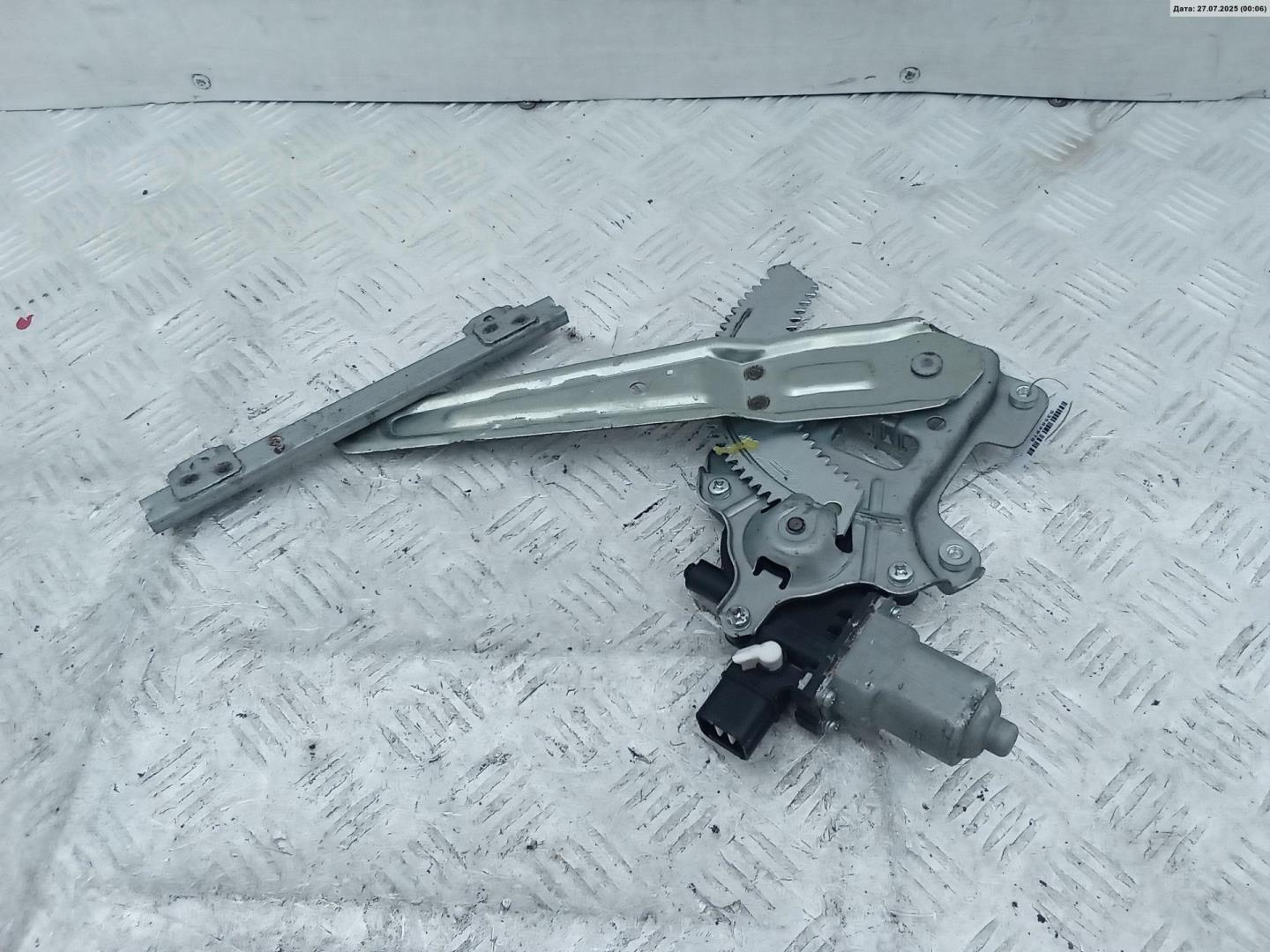 Стеклоподъемник электр. задний правый