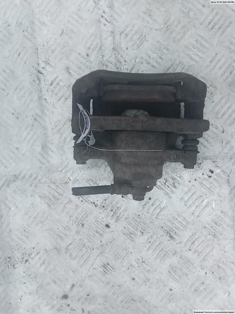 Суппорт передний правый