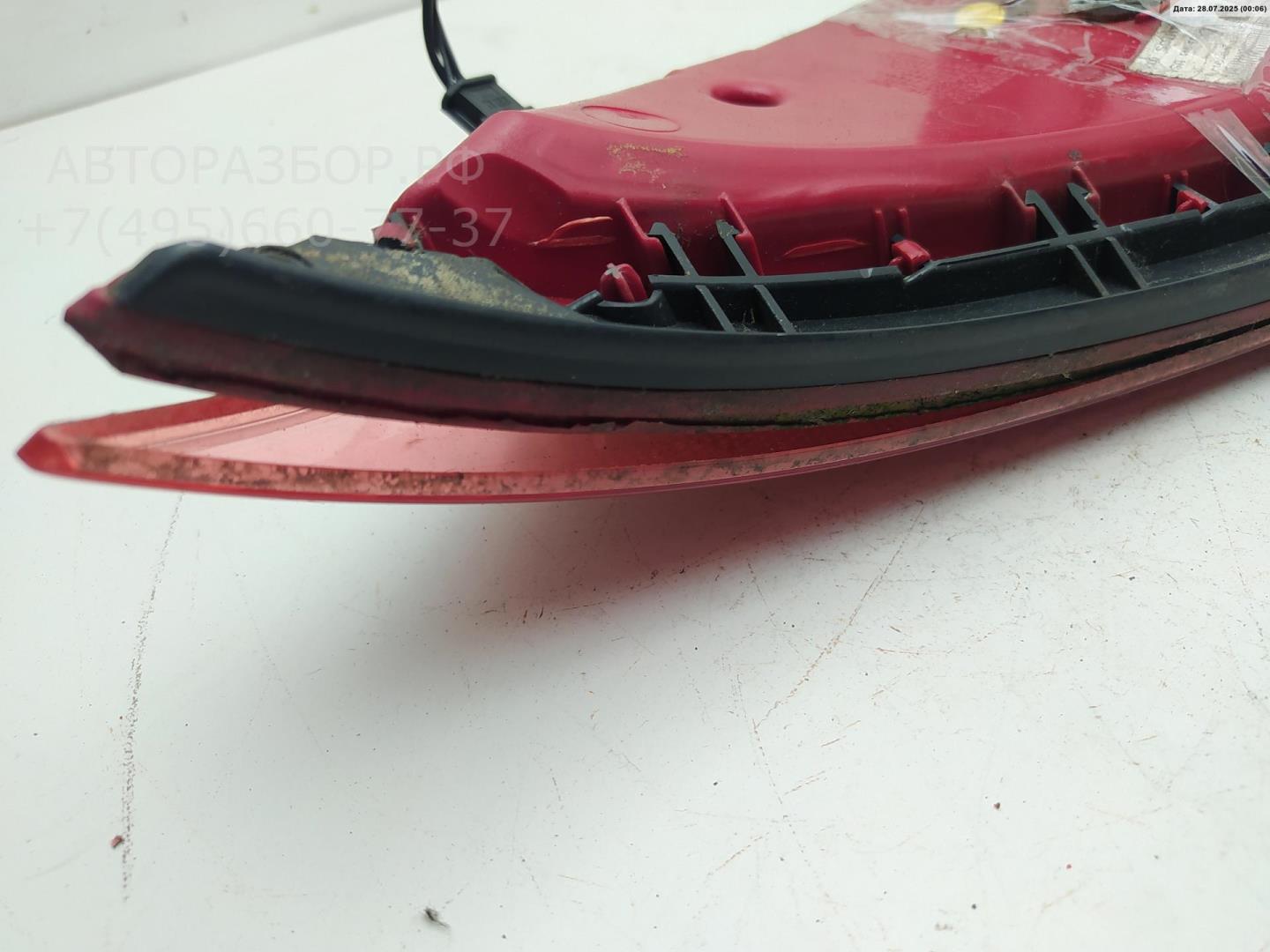 Фонарь задний внутренний правый