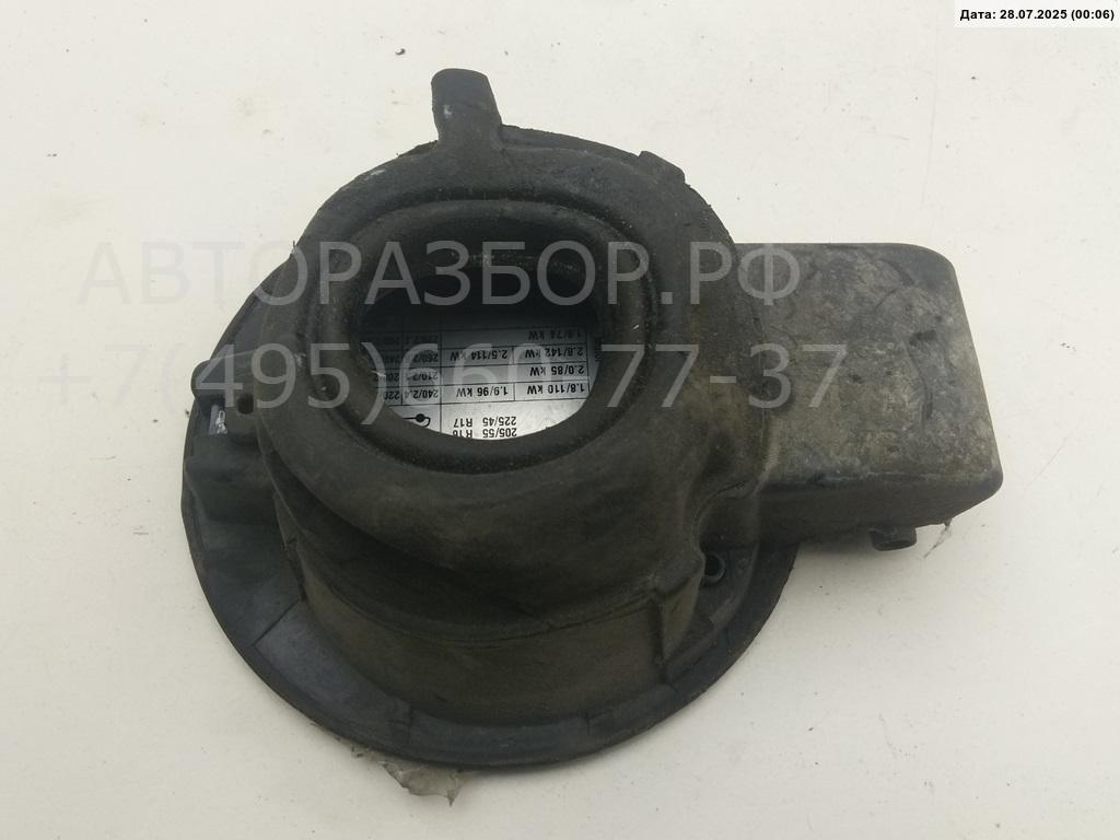 Лючок бензобака