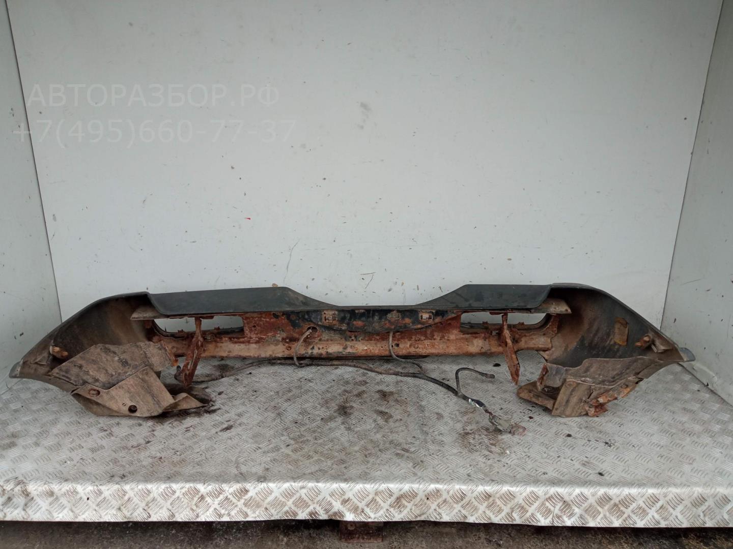 Бампер задний