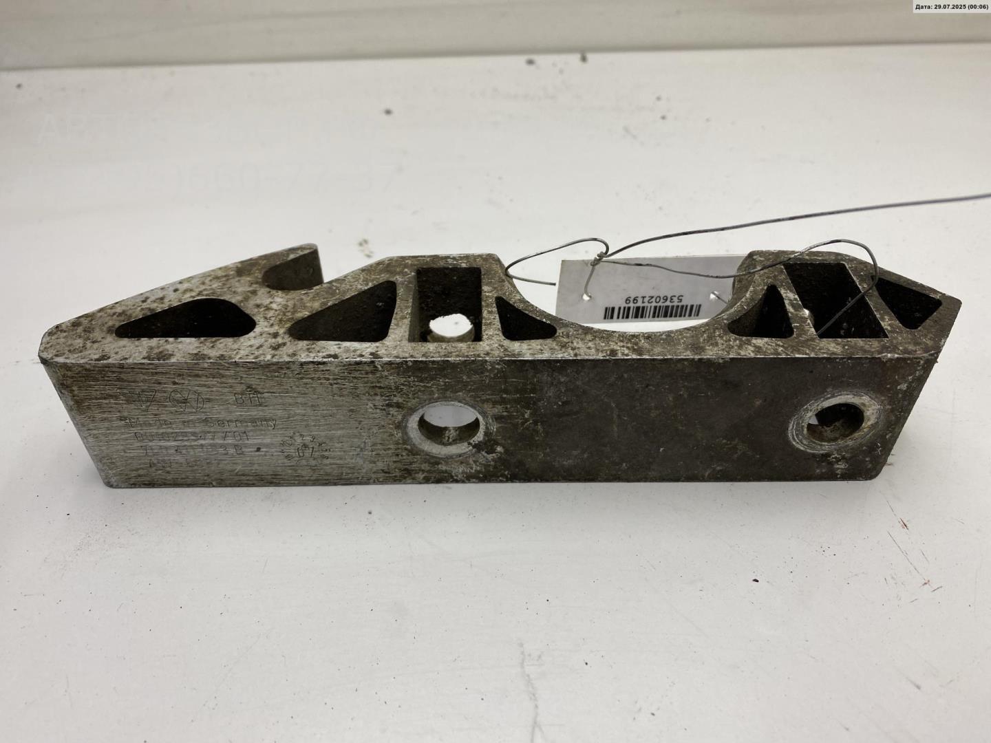 Кронштейн (п.п.к.)