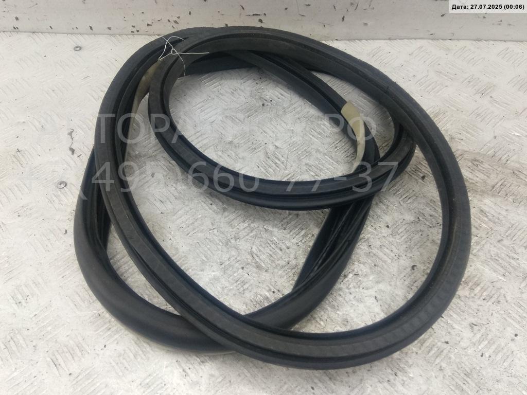 Уплотнитель двери