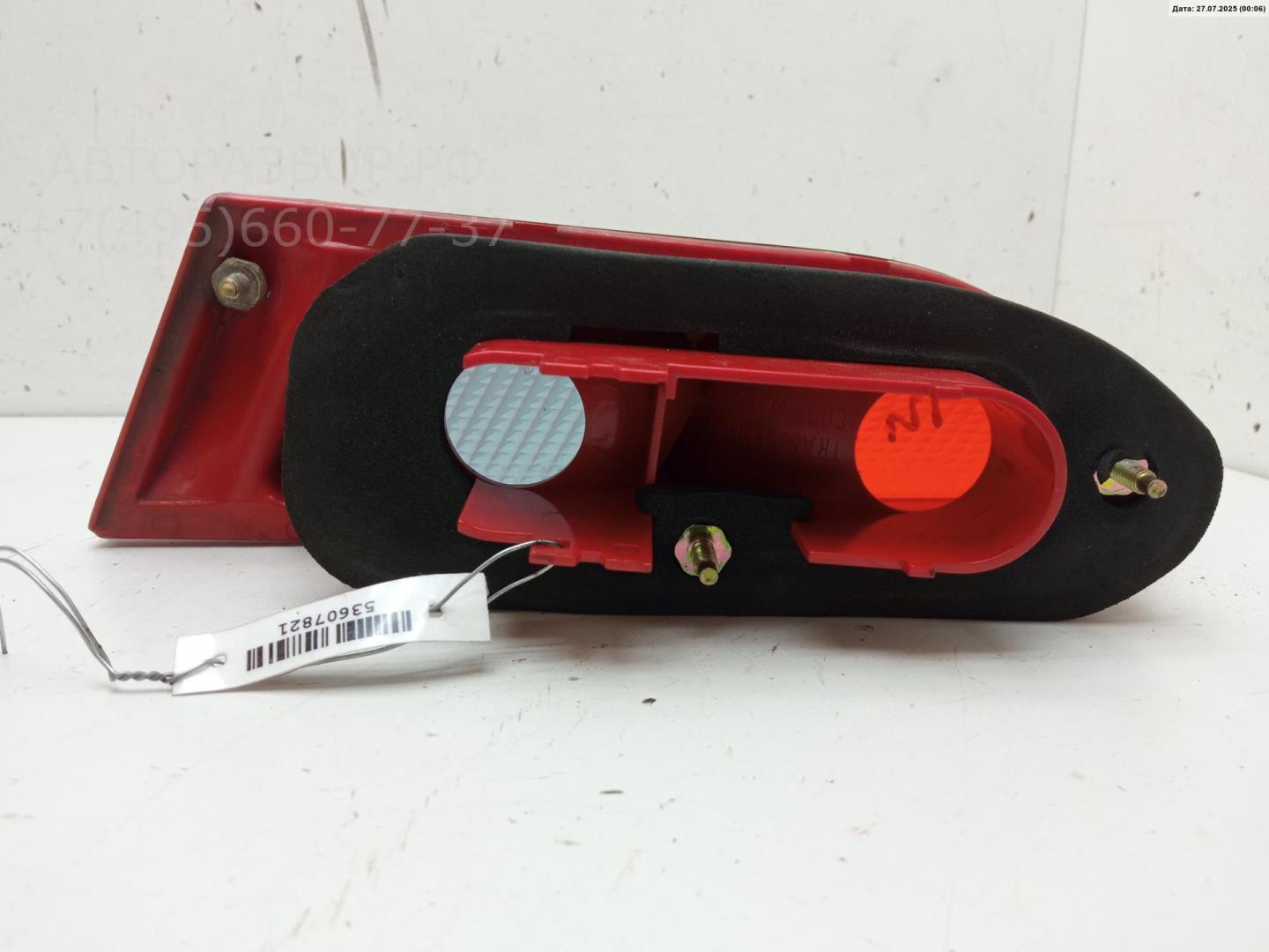 Фонарь задний внутренний левый