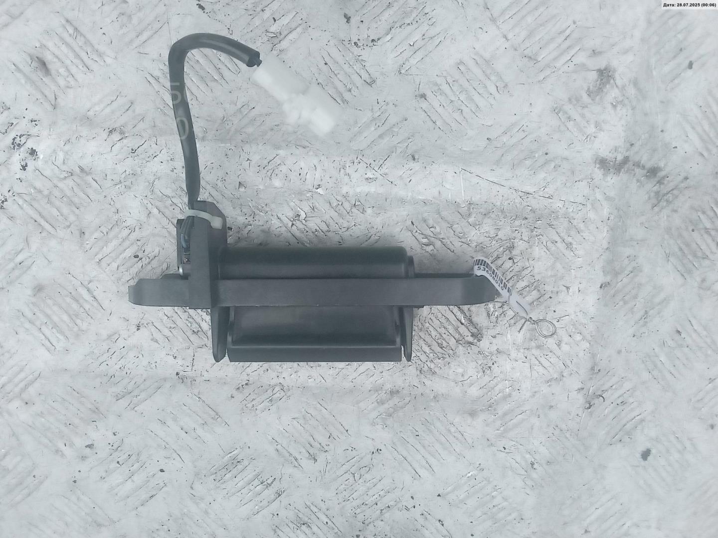 Ручка двери багажника наружная