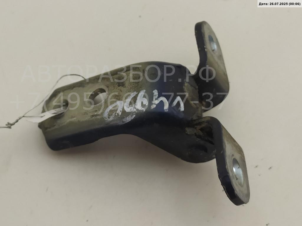 Петля двери