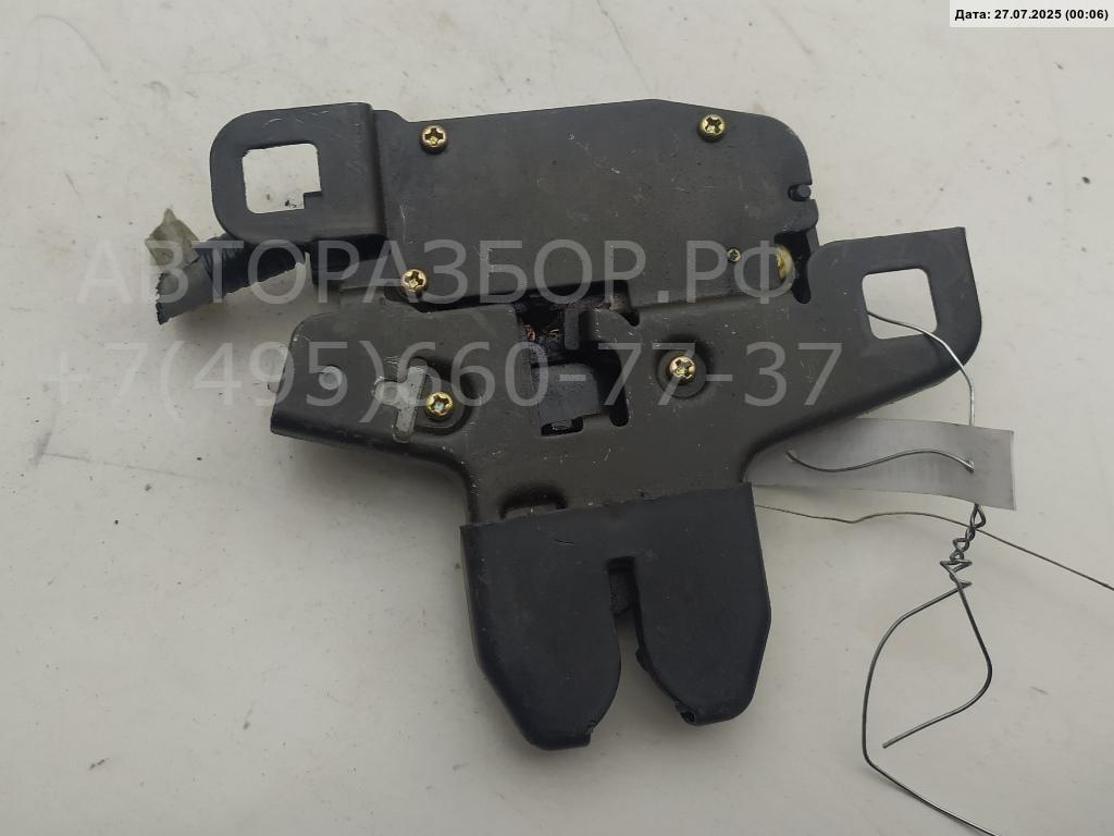 Замок багажника