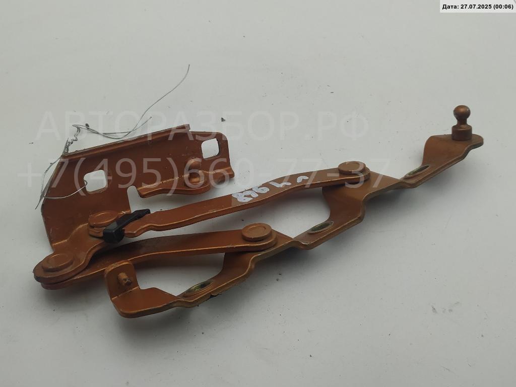 Петля крышки багажника