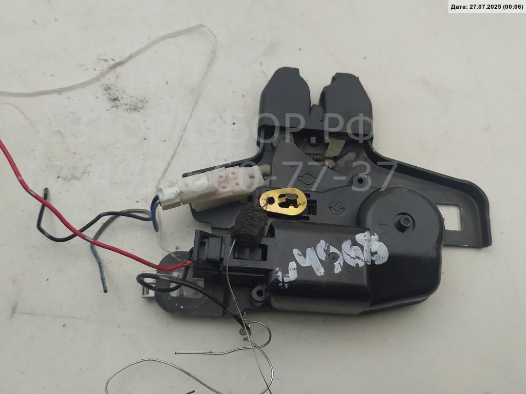 Замок багажника