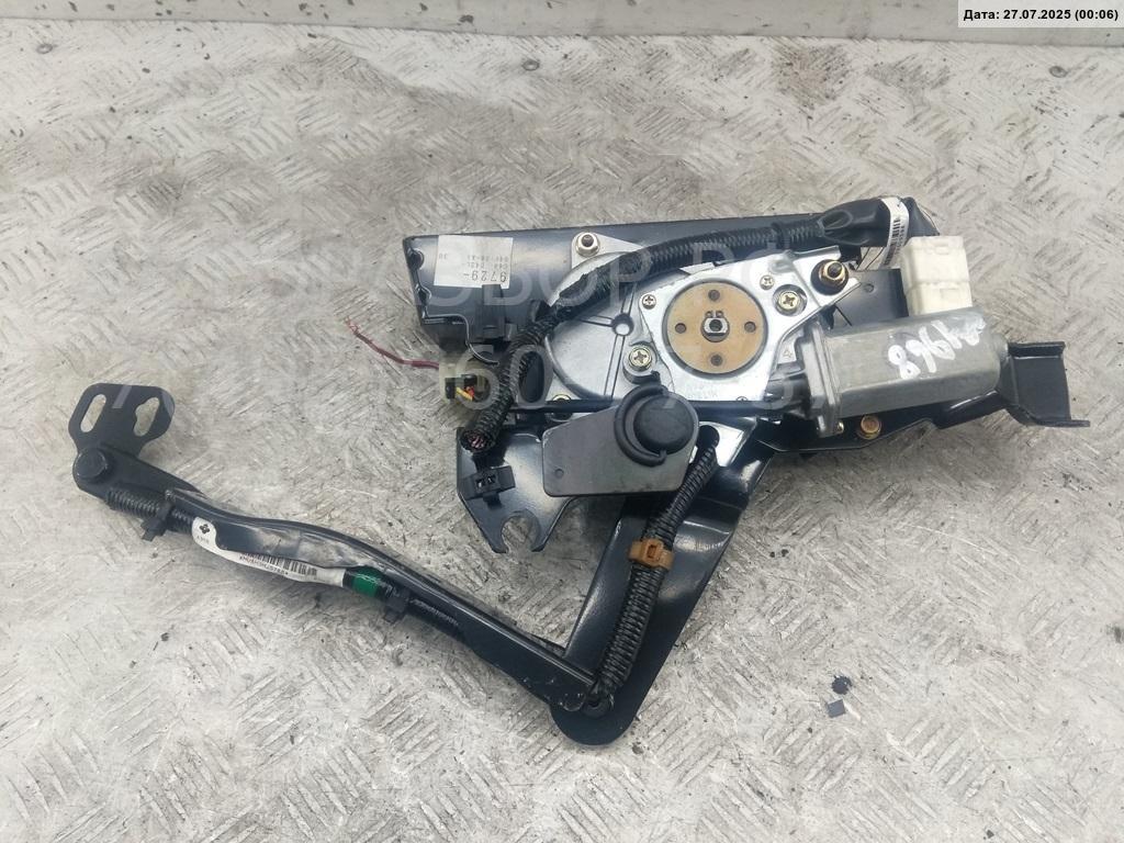 Механизм подъема двери багажника