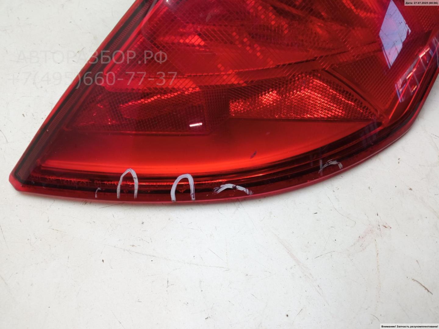 Фонарь задний правый