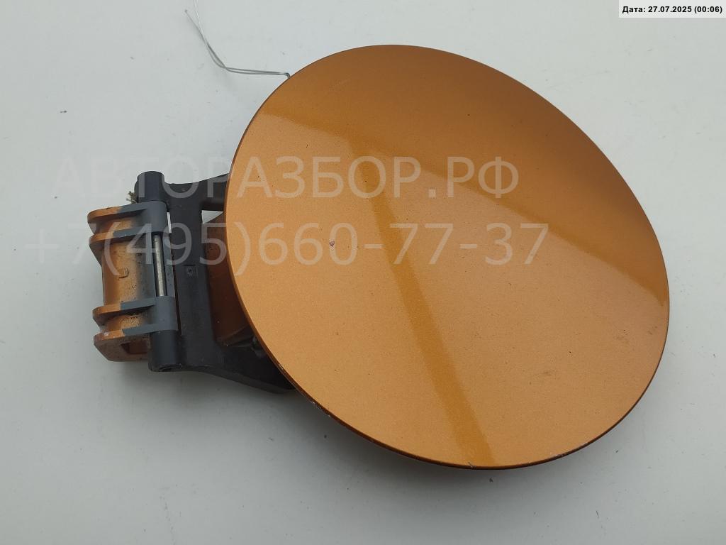 Лючок бензобака