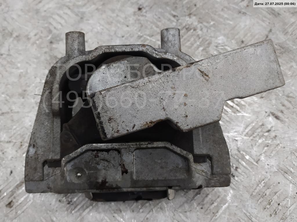 Опора двигателя