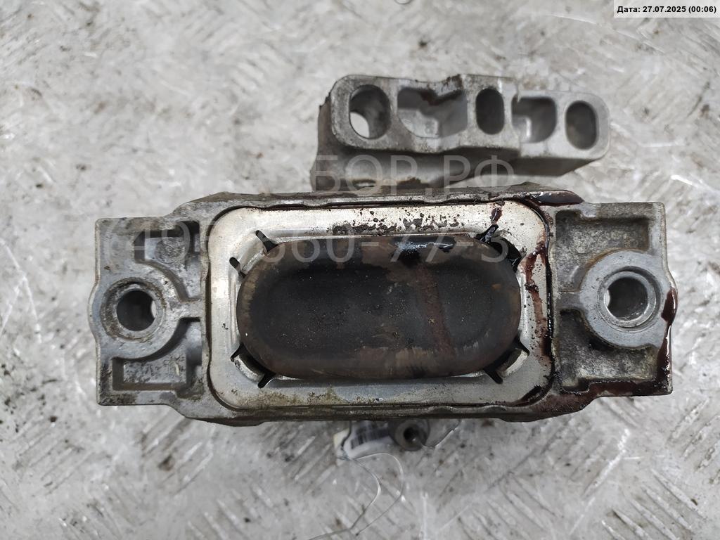 Опора двигателя