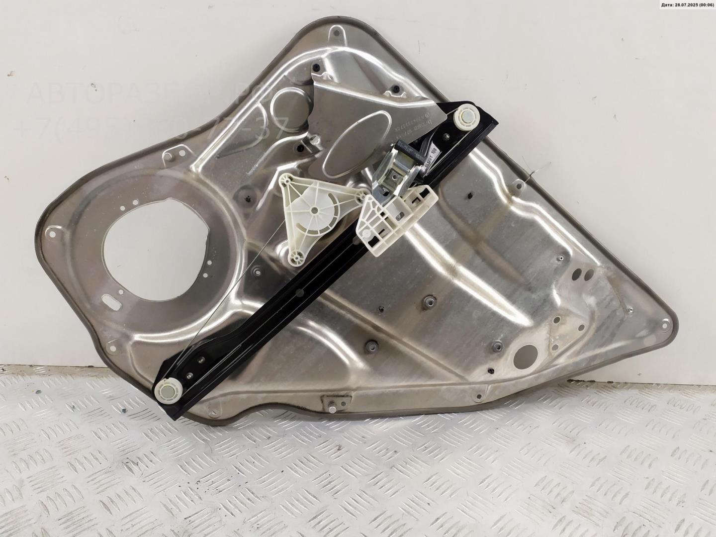 Стеклоподъемник электр. задний левый