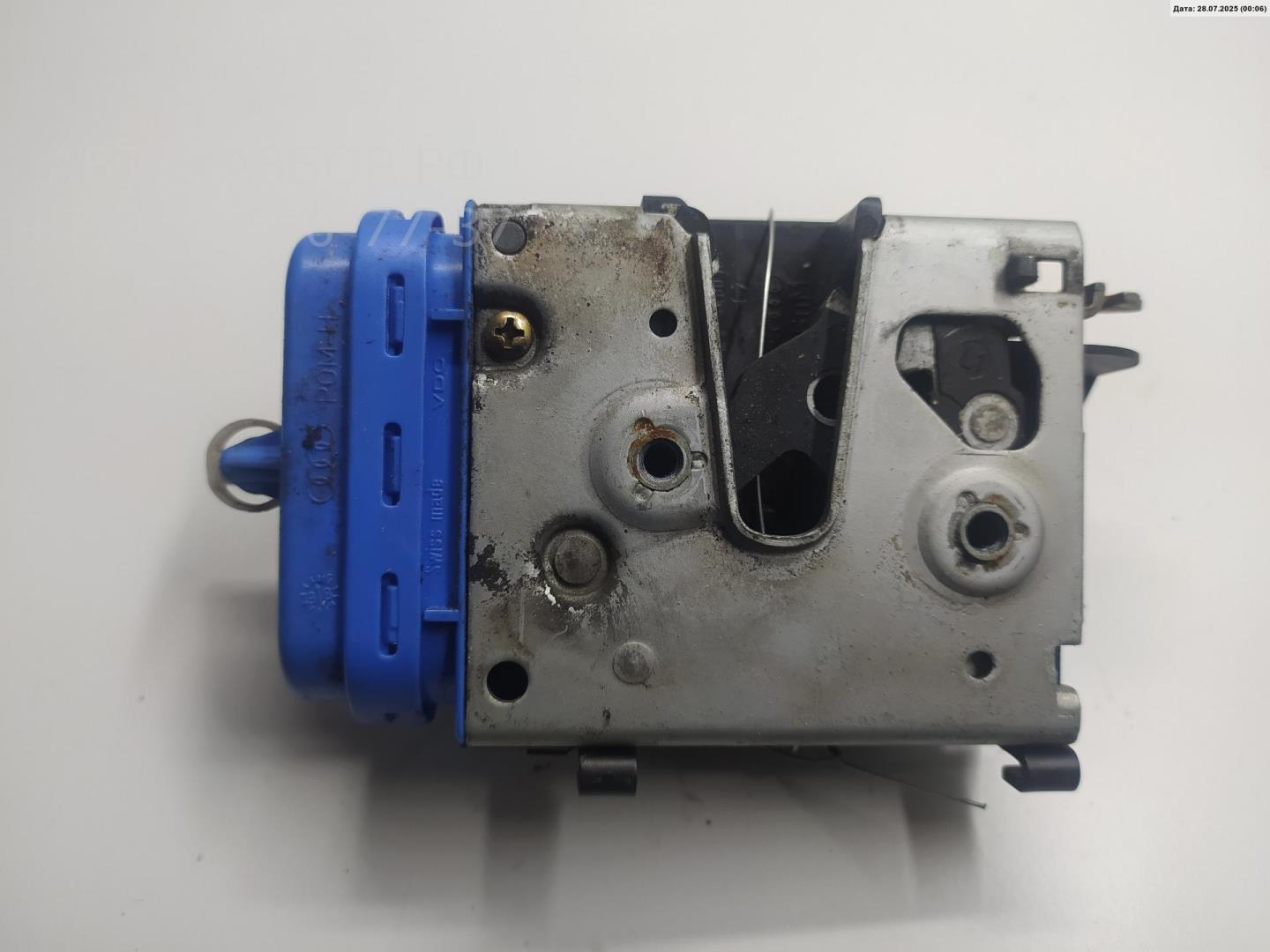 Замок двери задней левой