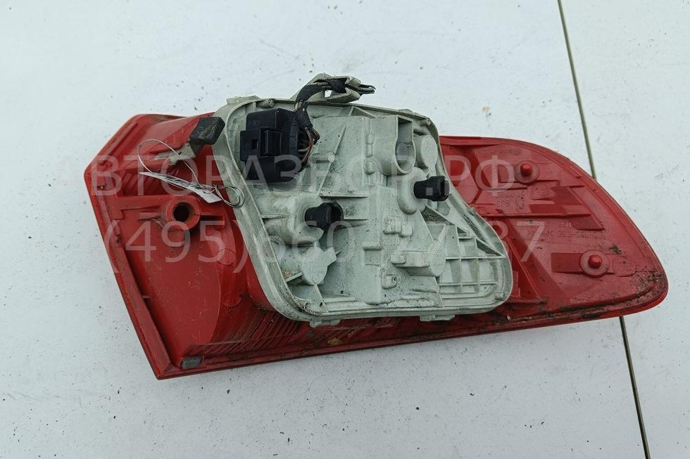 Фонарь задний правый