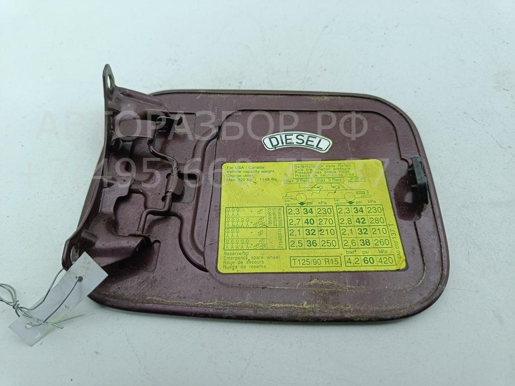 Лючок бензобака