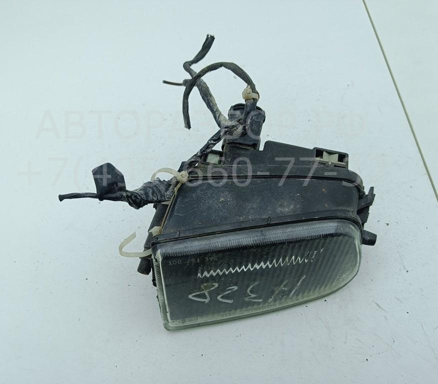 Фара противотуманная правая