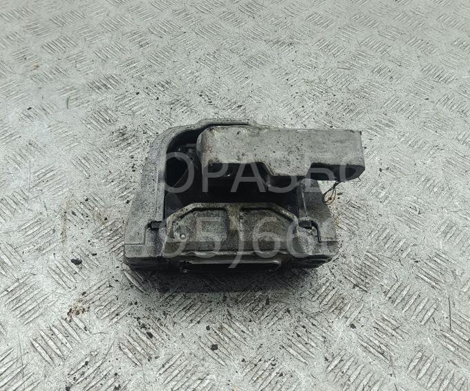 Опора двигателя