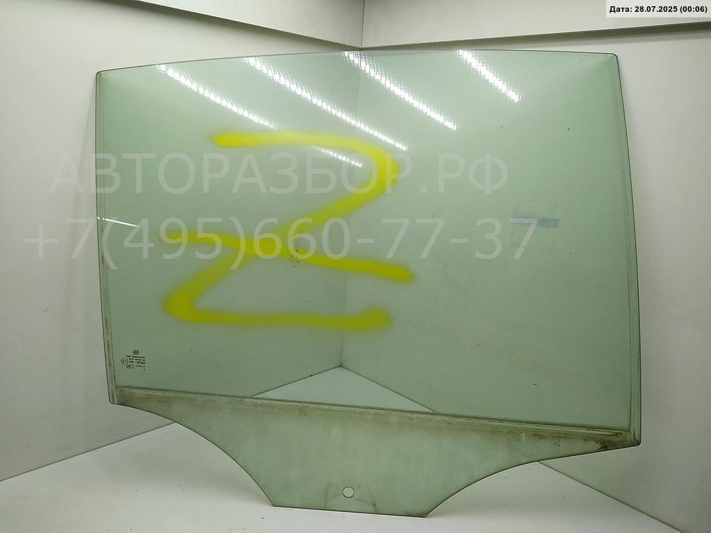 Стекло двери задней правой