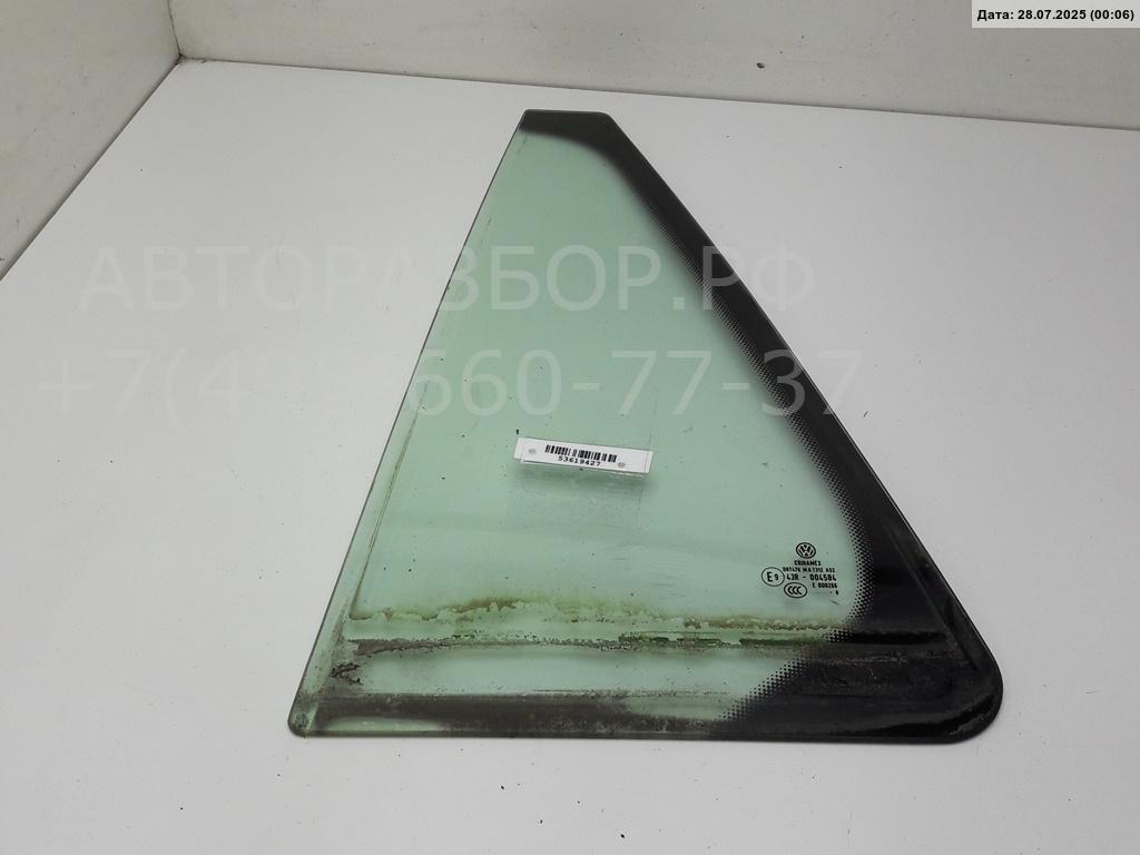 Стекло двери задней левой (форточка)