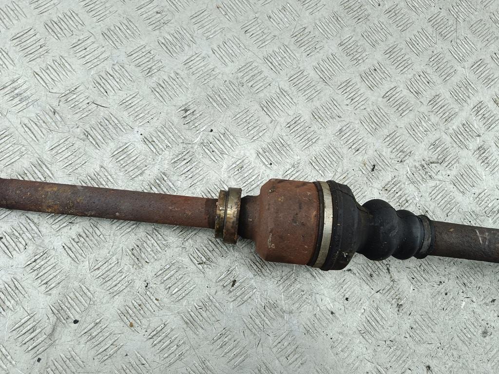 Полуось передняя правая