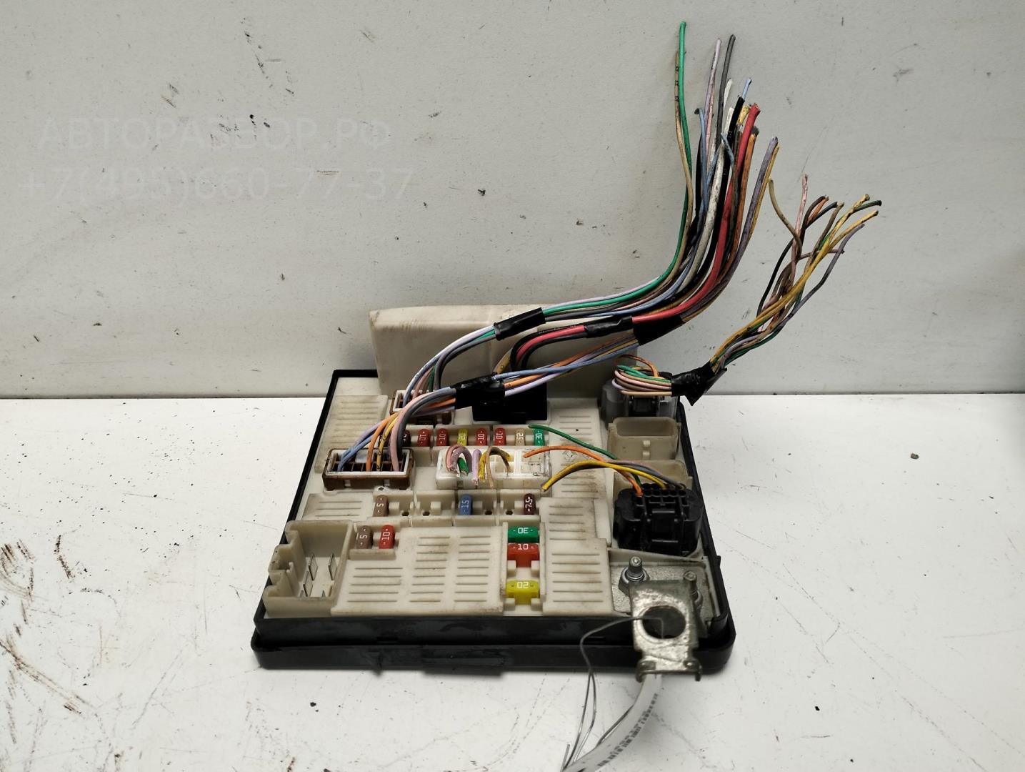 Блок предохранителей