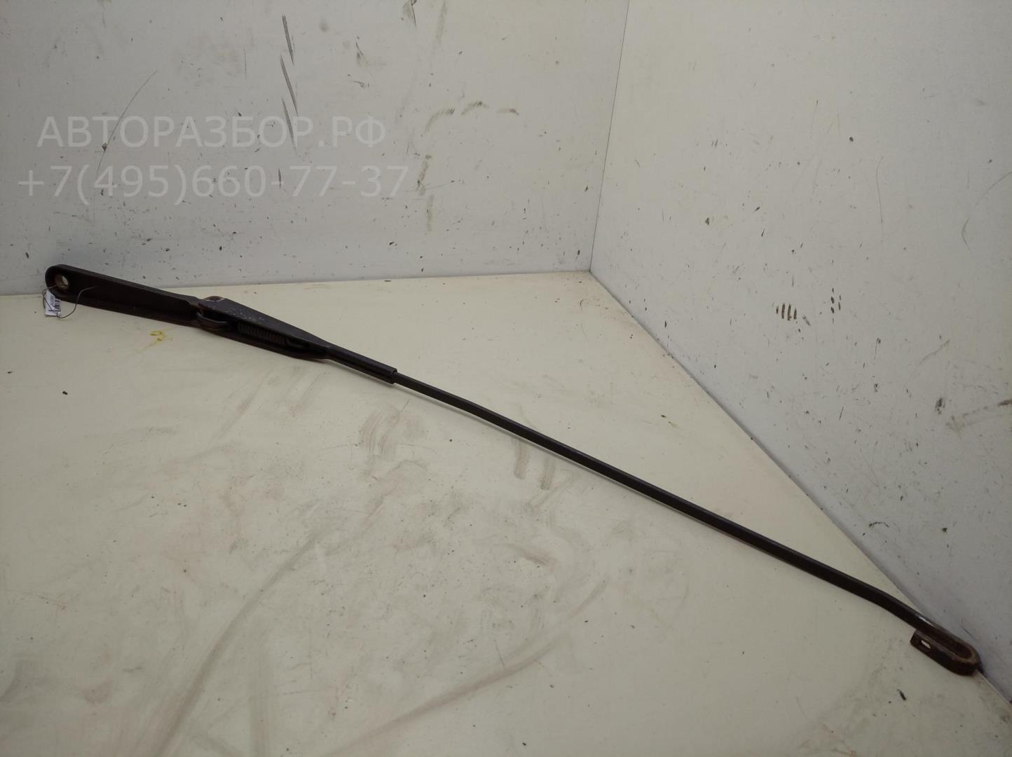 Поводок стеклоочистителя передний правый