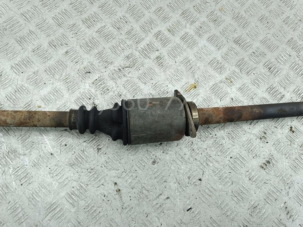 Полуось передняя правая