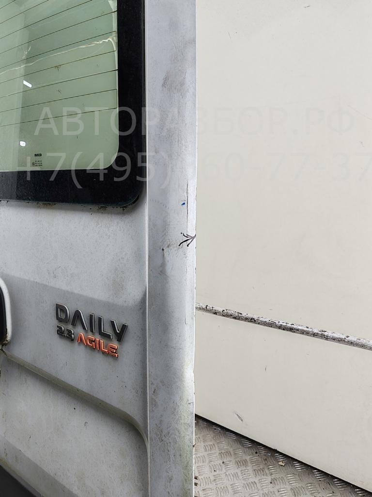 Дверь багажника правая