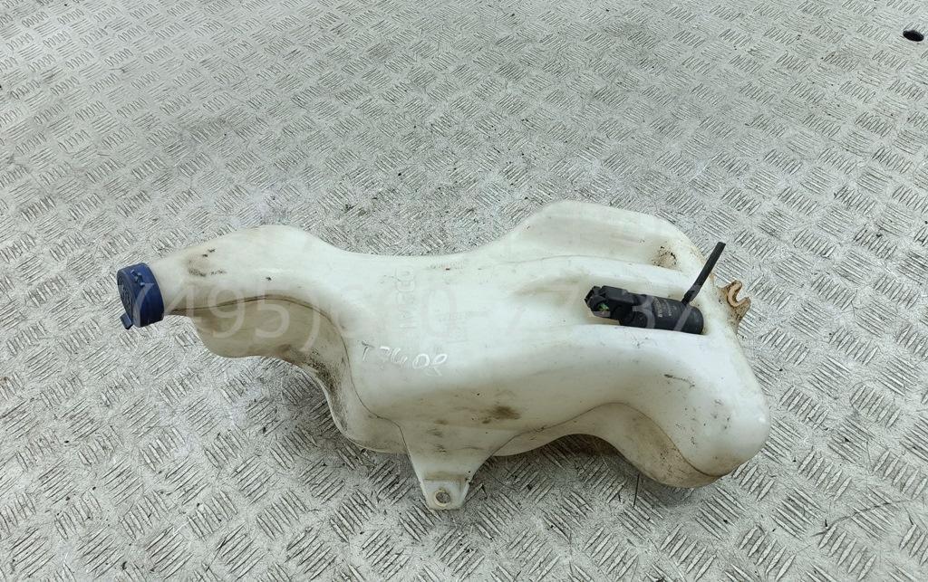 Бачок омывателя лобового стекла