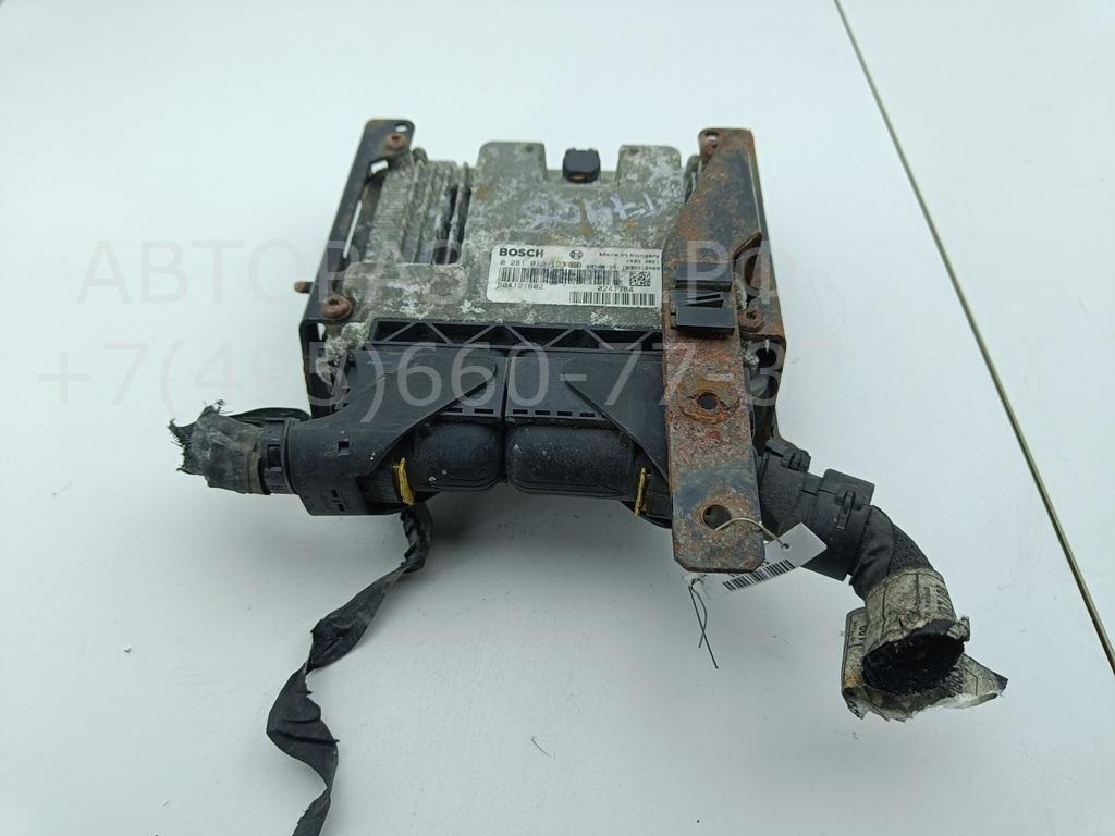 Блок управления двигателем