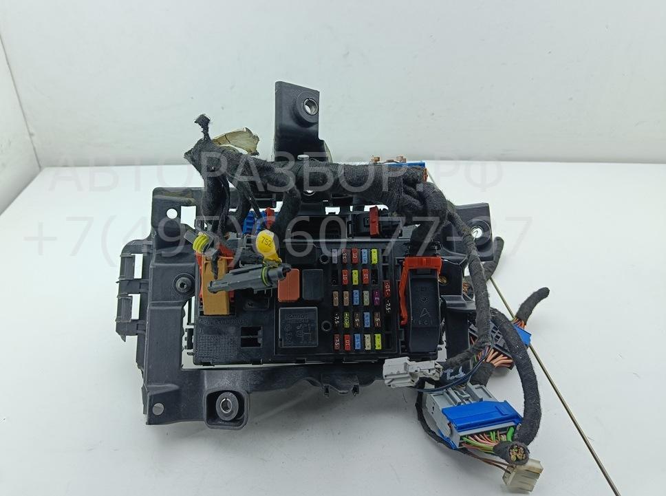 Блок предохранителей