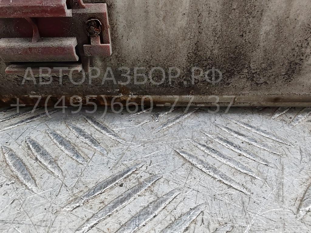 Дверь передняя левая