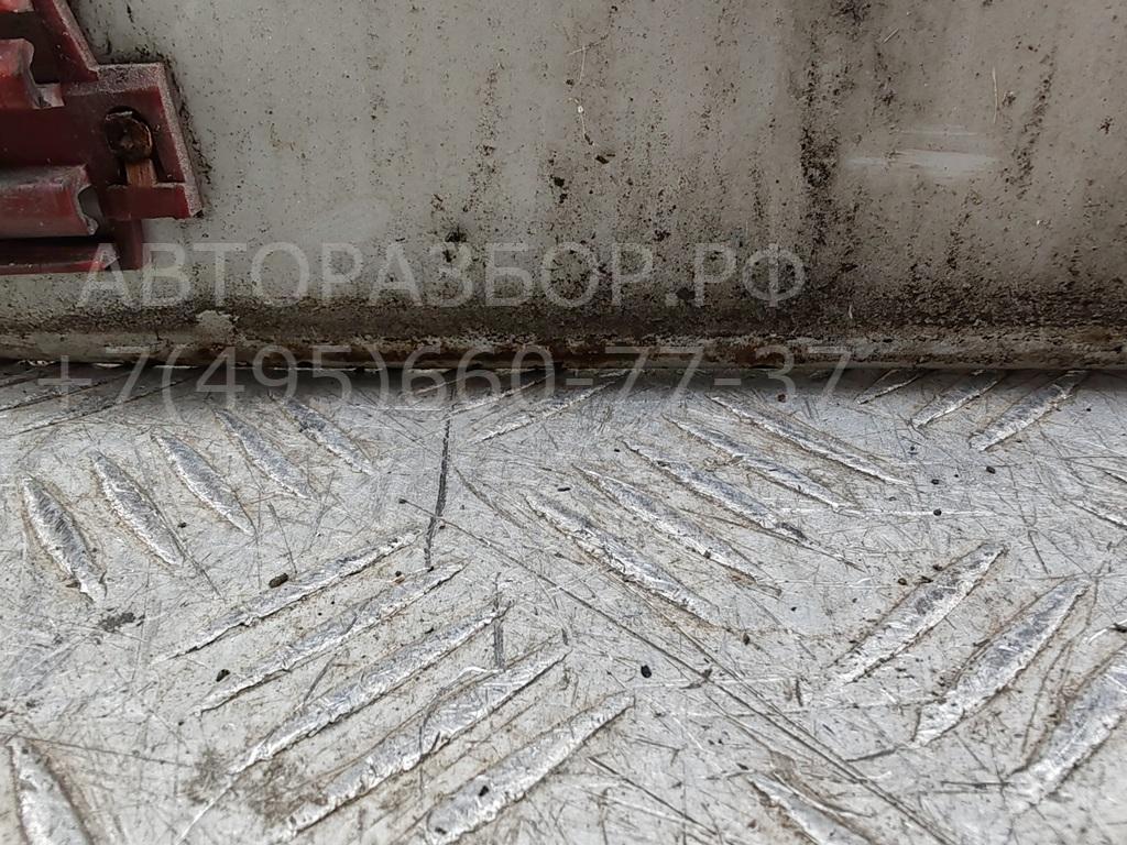 Дверь передняя левая